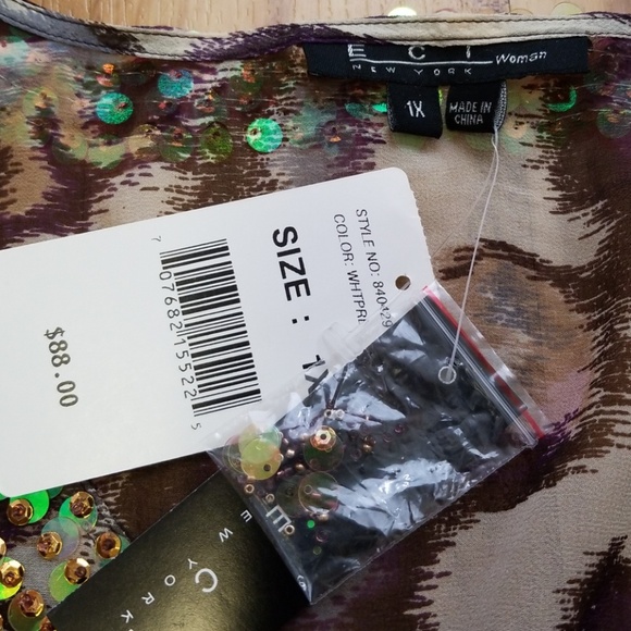 SOLD-ECI New York Woman Blouse w/ Dolman Sleeves - Picture 4 of 6